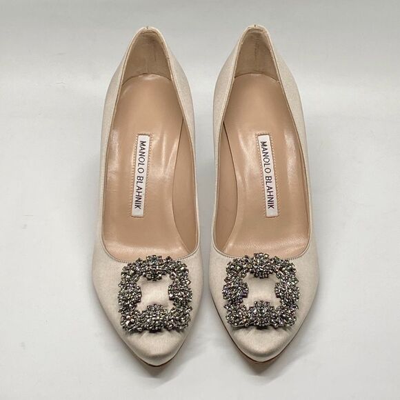 Manolo Blahnik Hangisi 70 Embellished Satin Pumps size 37 - Picture 3 of 13
